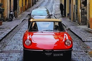 Naples Scenic Tour on a Vintage Car