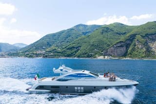 Private Luxury Yacht Tour of Capri from Rome by Train