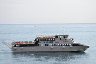 Ferry Tickets Between Amalfi and Positano