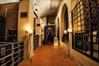 Franciacorta Wine Tour & Tasting with Local Pairings