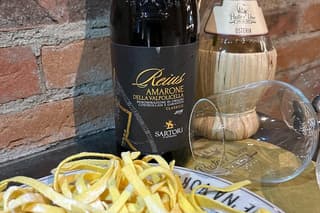 Milan culinary experience with high class wine tastings