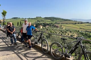 E-bike tour Montepulciano and Val d’Orcia with Guide