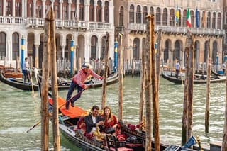 Venice Classic Gondola Ride Along Grand Canal and Hidden Corners