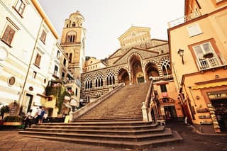 Amalfi and Maiori and Minori Private Tour DA Sorrento