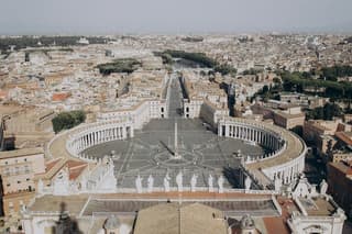 Rome Walking Tour to St. Peter, Castel Sant’Angelo and Pantheon