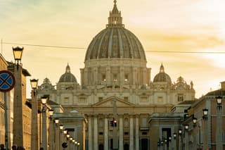 Vatican Basilica Tour with Dome Climb Grottoes and Live Guide
