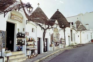Visit Alberobello and Locorotondo