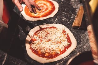 Pizza and Tiramisu Making Experience