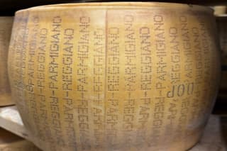 Bologna: Parmesan, Vinegar, Wine, Lunch +Transfer