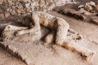 Journey Into the Ancient Roman World — Guided Walking Experience