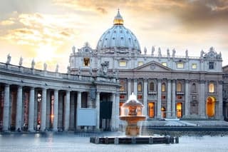 St. Peter's Basilica, Tombs of the Popes and Dome - Guided Tour
