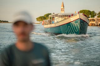 Murano & Burano: Venice Lagoon Cruise on a Traditional Boat