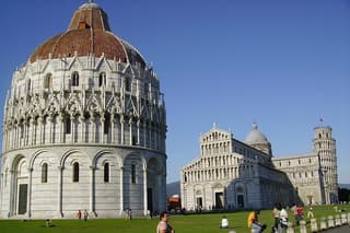 Private Lucca-Pisa Day Trip from Florence with Cathedral Complex