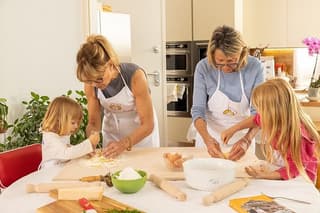 Genoa: Pasta and Tiramisu class by Cesarine
