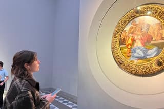 Uffizi Gallery: Self-guided App Visit & Optional Accademia Museum