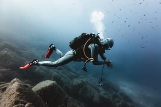 Double dive in the Archipelago of La Maddalena from Cannigione