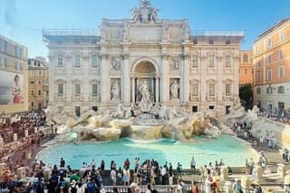 Trevi Fountain Special Inner Access with Priority and Audio Guide