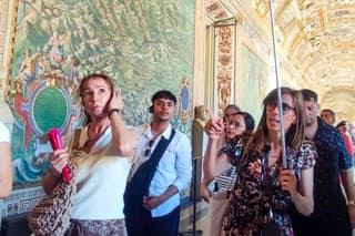 Vatican & Sistine Chapel: Small Group Tour, Early Entrance Option