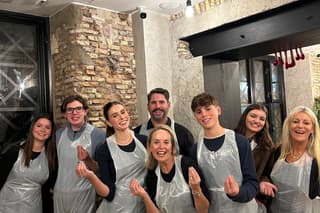Rome Pizza and Tiramisu Cooking Class with Wine
