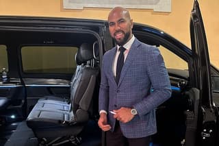 Luxury Car Service: Rome Transfer or Hourly Driver at Disposal