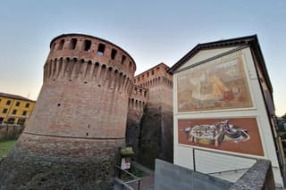 Rocca di Riolo Terme Medieval Fortress Experience