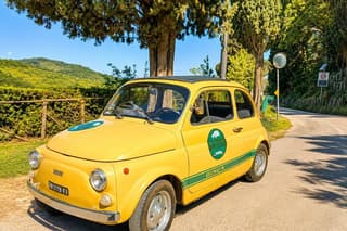 Vintage Fiat 500 Tour: Lunch and 2 Wine tastings in the Chianti