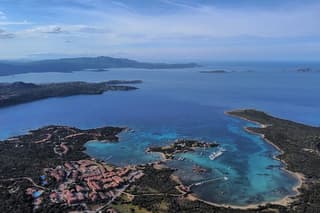 Tour on Costa Smeralda and Dolphin watching