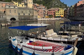 Tour in barca nel cuore delle cinque terre A Vernazza