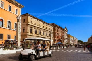 VIP Golf Cart Sightseeing Tour of the Eternal City in Rome
