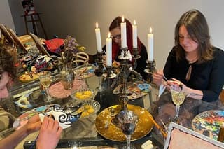 Venetian Mask Decorating Experience with Aperitif in Venice