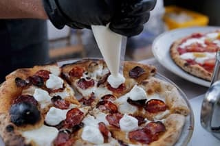 Private Pizza Making Experience at Your Accomodation in Tuscany