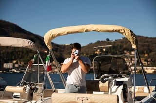 Boat Tour on Lake Como with Skipper and Polaroid from 1 to 5 hours