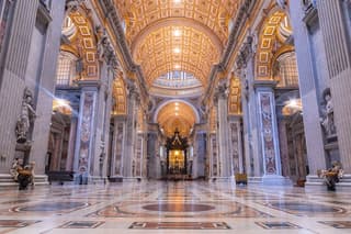 St. Peter Basilica Reserved Entry with Audioguide & Dome Option