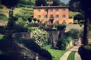 Under the Tuscan Sun Exclusive Private Van Tour from Florence