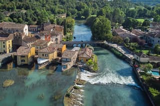 Lake Garda E-Bike Adventure to Borghetto sul Mincio with Lunch