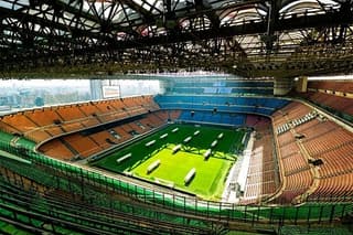 San Siro Museum Ticket and Gray Line Milan Hop-On Hop-Off Bus
