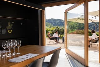 The Pyramid: three sparkling wines, snacks and winery tour