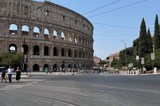 Rome & Castelli Romani Private Tour by Mercedes