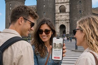 Secrets of Naples: Self-Guided Scavenger Hunt & Walking Tour