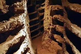 Rome Catacombs Crypts Tour with Transfers
