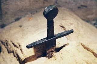 from Rome: Tuscan Wine Tour & the Legend of the Sword in the Rock