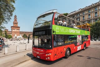 48-Hour "Gray Line" Milan Hop-On Hop-Off Tour with Audio Guide