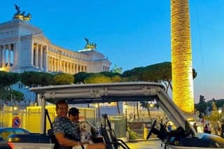 Rome by Golf Cart Fully Private Tour with Hotel Pick Up