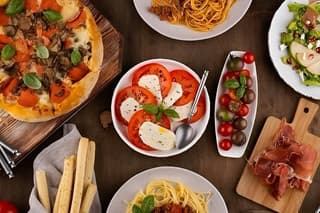 Milan Navigli Food & Wine Tour: 6+ Tastings & Risotto Dinner