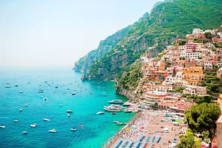 From Rome: Pompeii, Amalfi & Your Choice of Positano or Sorrento