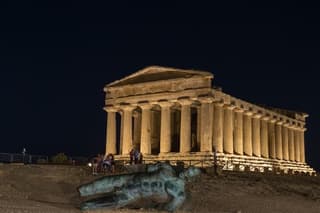 Valley of the Temples tour under the stars with ticket included