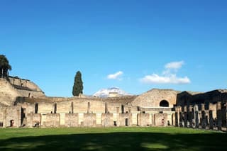 Shared Group Tour of Pompeii with Skip-the-Line Entrance