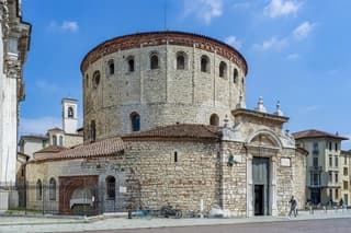 Brescia Self Guided Walking Tour Roman Temple Audio and Quiz