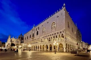 Doge's Palace Evening Tour and Twilight St. Mark's Square Stroll