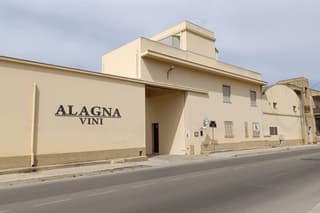 Marsala Wine Tasting and Traditional Sicilian Dishes